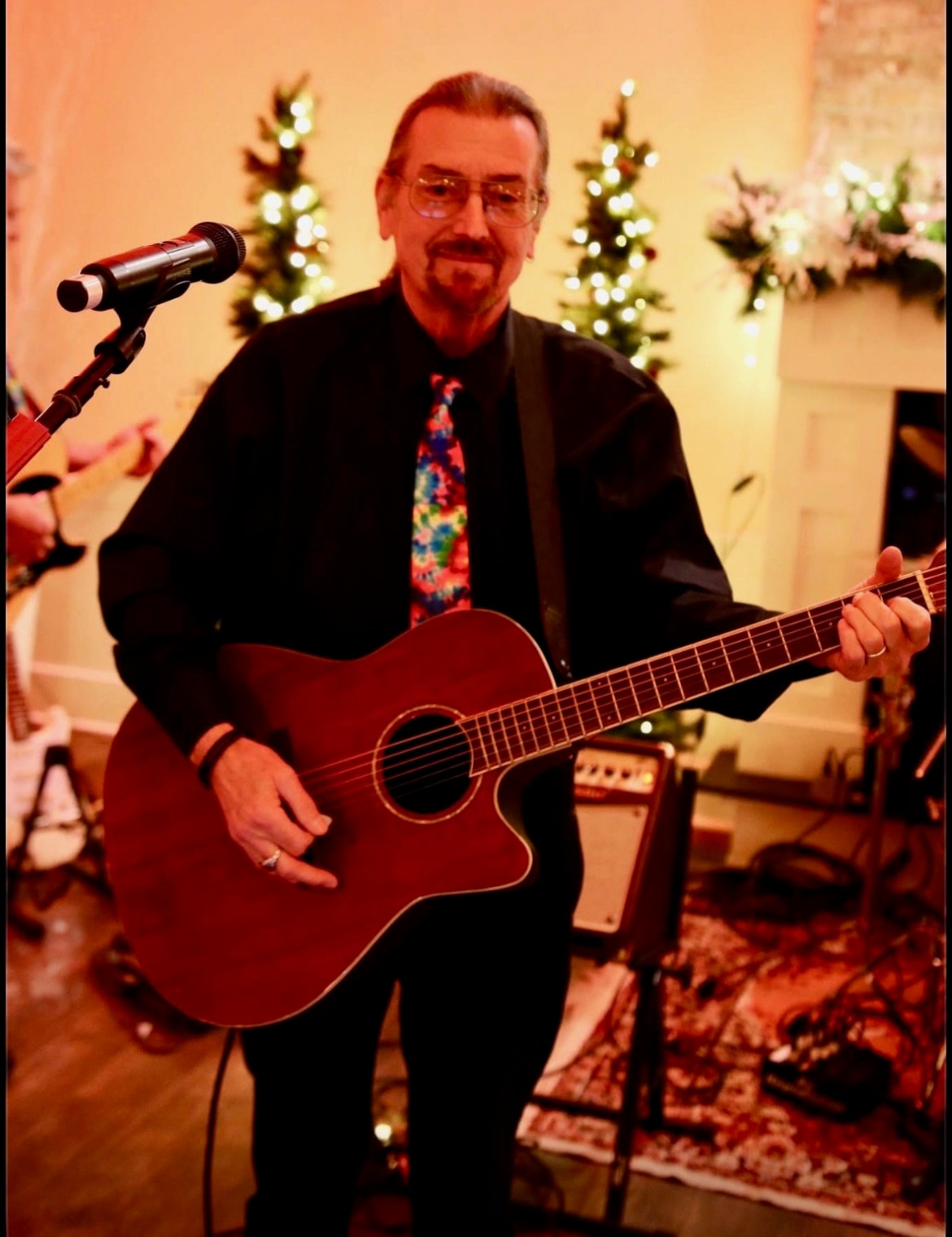 Frank Deacon — Main Vocals & Bass Guitar